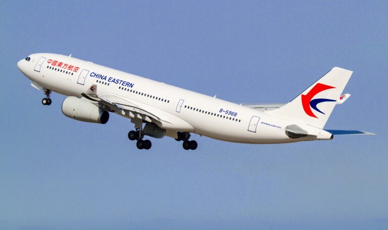 China Eastern Airbus A330-200
